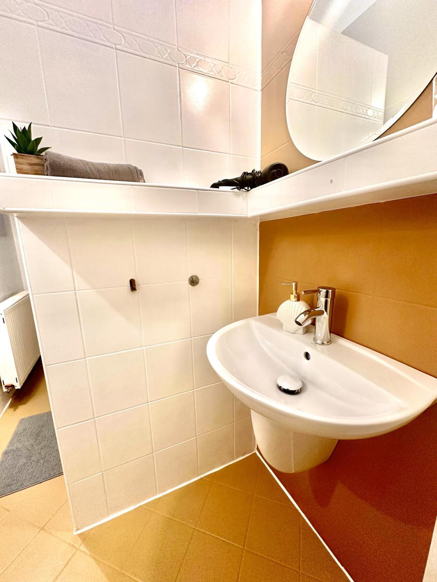 Apartment Kate - Old Town Bratislava Exterior photo